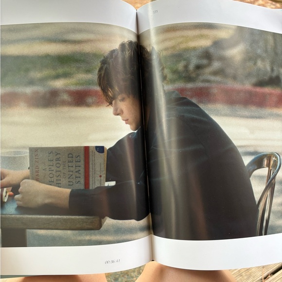 A24 Lady Bird Screenplay Book - Picture 6 of 6